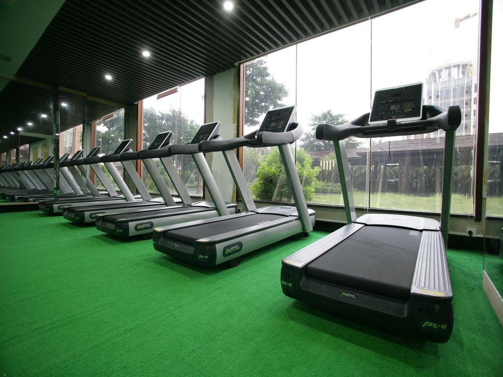 Dongguan Huilihua Hotel Экстерьер фото